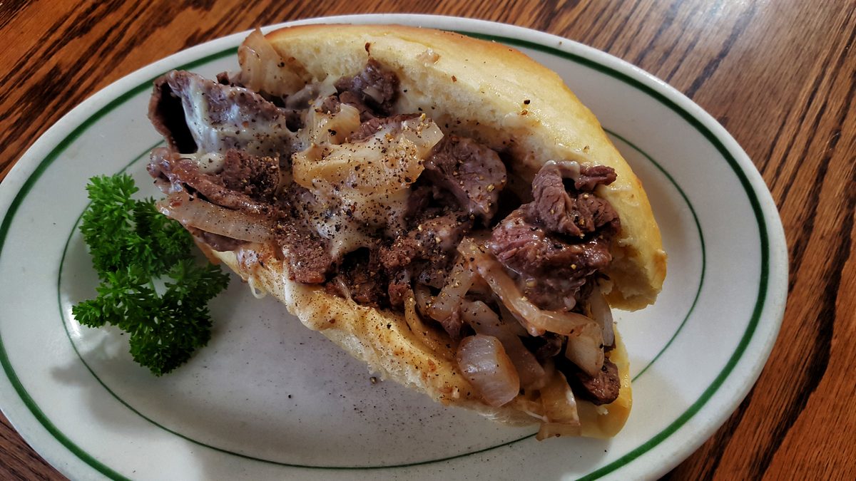 Diner sandwich plate (representative photo)